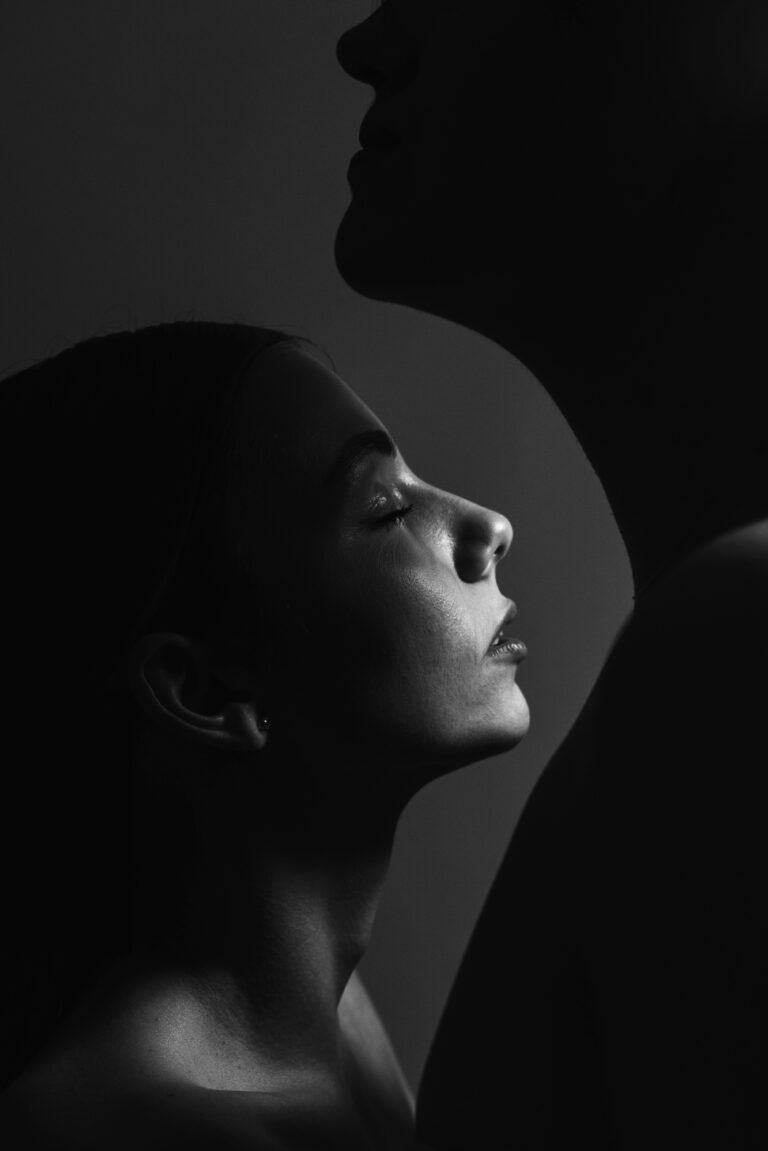 Защо е трудно да говорим за нуждите си във връзката